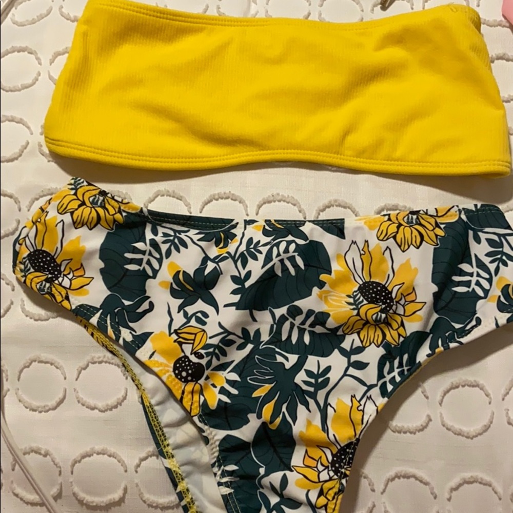 bikini set - Picture 2 of 6